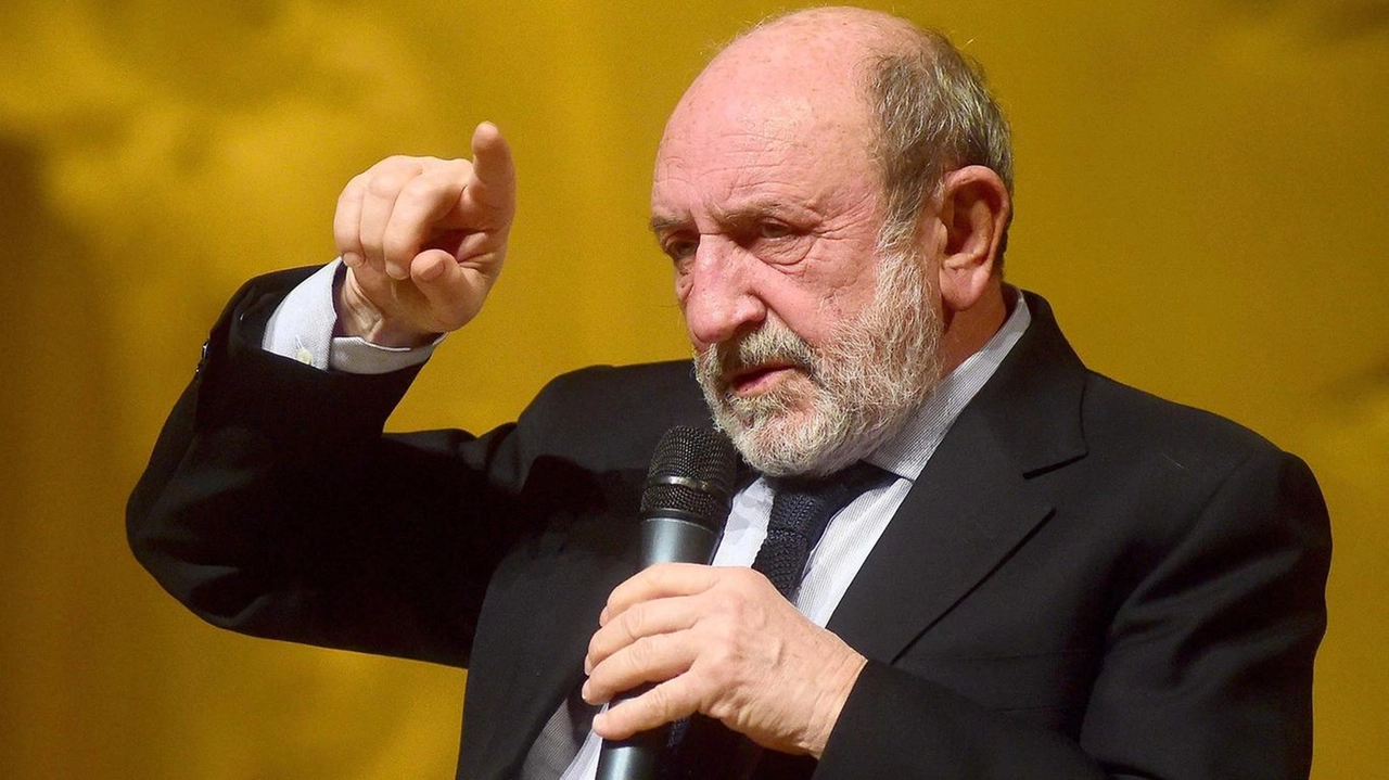 Umberto Galimberti. , il filosofo, saggista e psicoanalista domani terrà una lectio magistralis a San Giovanni Valdarno Umberto Galimberti. , il filosofo, saggista e psicoanalista domani terrà una lectio magistralis a San Giovanni Valdarno