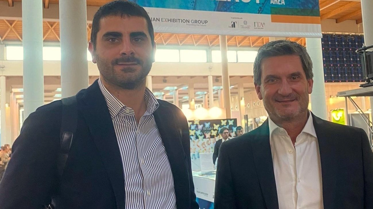 Incontro con il direttore generale dell’economia circolare promosso dalla deputata La Porta . Tra i nodi eventuali paletti all’export di abiti usati in Africa e il ruolo dei consorzi. "Un confronto proficuo". . Incontro con il direttore generale dell’economia circolare promosso dalla deputata La Porta . Tra i nodi eventuali paletti all’export di abiti usati in Africa e il ruolo dei consorzi. "Un confronto proficuo". .
