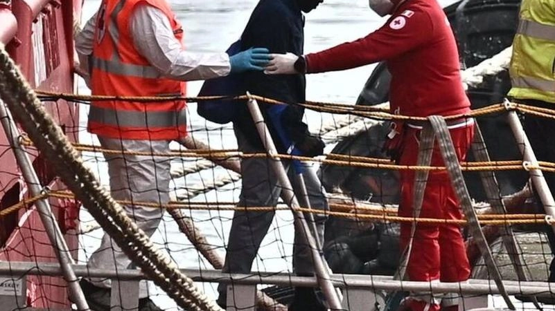 Uno sbarco di migranti (. foto di repertorio