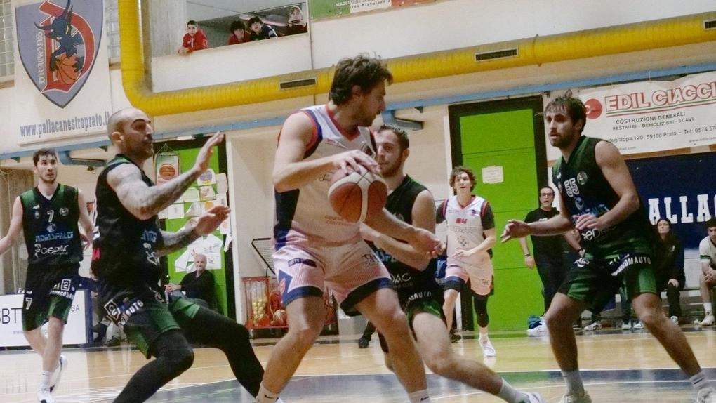 Filippo Magni in azione ieri pomeriggio contro Agliana Foto Attalmi Filippo Magni in azione ieri pomeriggio contro Agliana Foto Attalmi