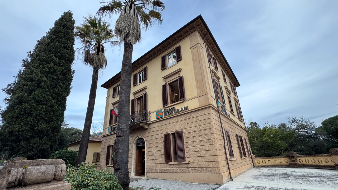 La Palazzina presidenziale conosciuta anche come Palazzina Fideuram (Goiorani) La Palazzina presidenziale conosciuta anche come Palazzina Fideuram (Goiorani)