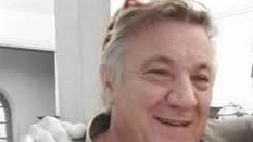 Massimo Tinacci, che il Pin Rose lo ha gestito per decenni: foto in alto il locale