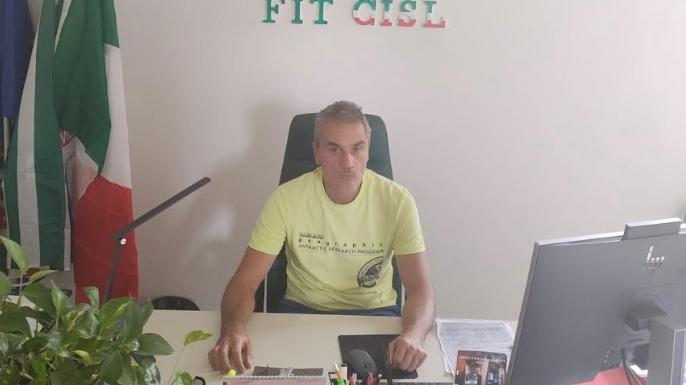 https://www.lanazione.it/image-service/view/acePublic/alias/contentid/YjljMjE5ZmQtNzljMC00/0/luca-attoniti.jpeg?f=16:9&w=1200&h=630