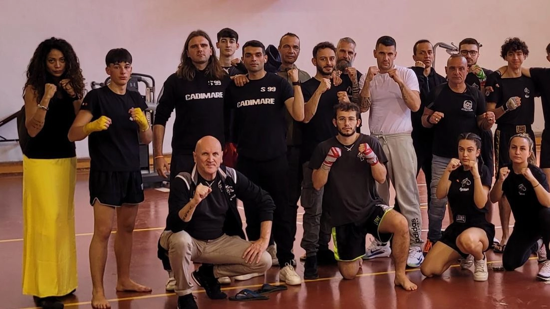 Nel suggestivo scenario del resort del Ciocco, il Fight Club La Spezia ha partecipato alla Diamond Fight 2024 con 14 atleti, ottenendo vittorie e pareggi in diverse categorie. Grande soddisfazione per il team che ha fatto esordire ben otto atleti nell'ultimo mese.