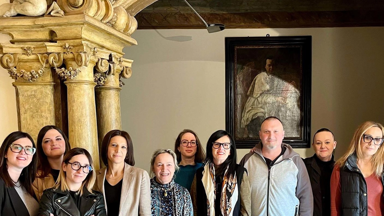 Nasce “Aps Vivi Umbertide - Le Vie del Commercio“, nuova associazione che riunisce i commercianti della città e delle... Nasce “Aps Vivi Umbertide - Le Vie del Commercio“, nuova associazione che riunisce i commercianti della città e delle...