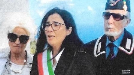 Il gemellaggio tra Pontedera e Serrara Fontana festeggia 25 anni di scambi culturali e amicizia. La delegazione pontederese ha partecipato alla festa di San Michele e reso omaggio al vice brigadiere Salvo D’Acquisto. Il gemellaggio tra Pontedera e Serrara Fontana festeggia 25 anni di scambi culturali e amicizia. La delegazione pontederese ha partecipato alla festa di San Michele e reso omaggio al vice brigadiere Salvo D’Acquisto.