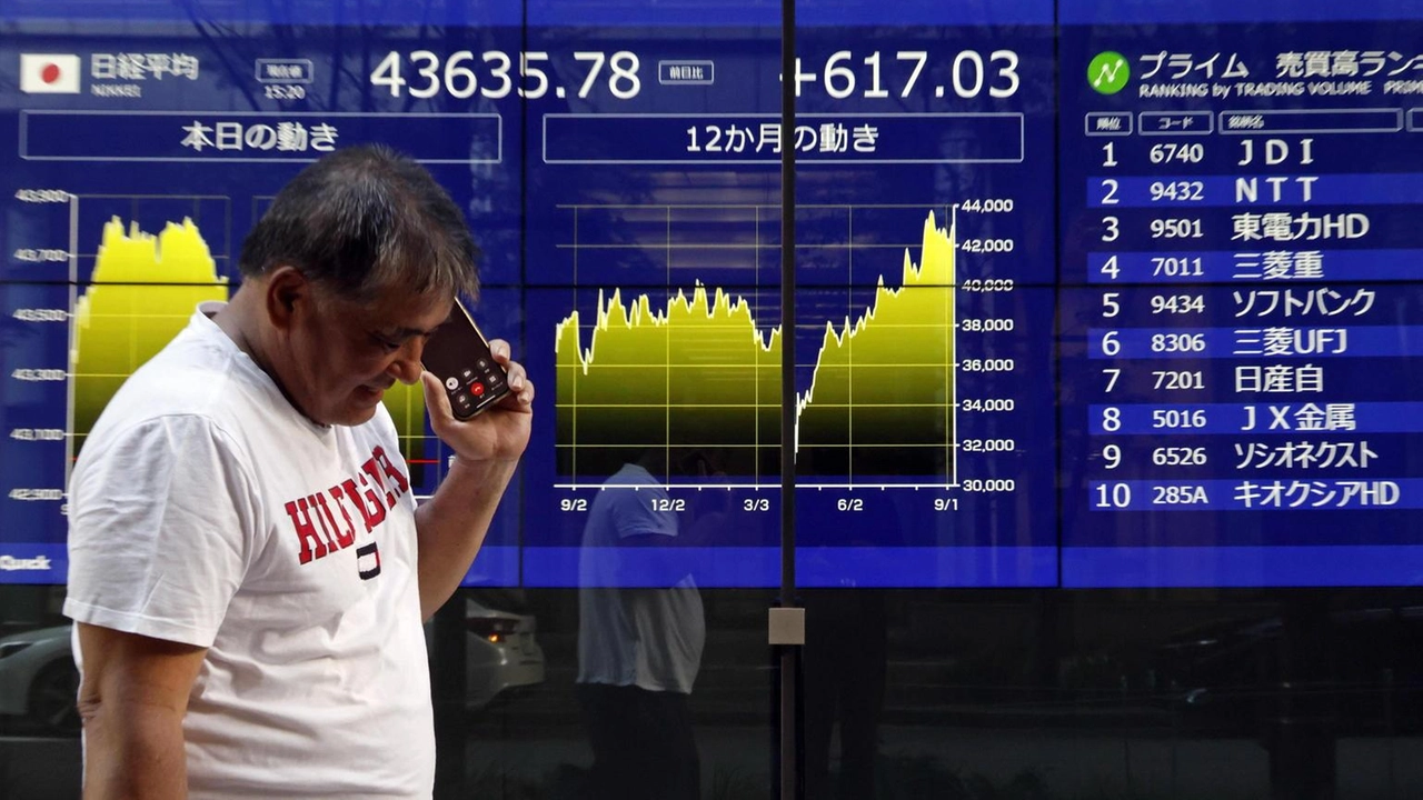 Attesa per dati su inflazione Cina, yen stabile sul dollaro Attesa per dati su inflazione Cina, yen stabile sul dollaro