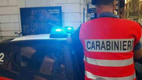 Indagano i carabinieri Indagano i carabinieri