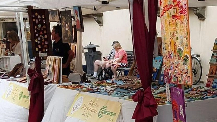 Un fine settimana di shopping all’insegna del mercatino “Arti e Mestieri” che torna in piazza San Giusto e piazza XX...