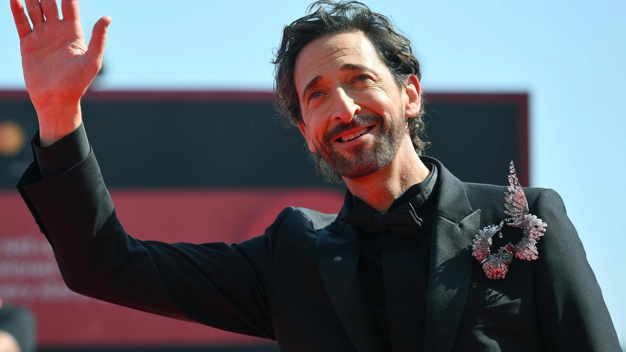 Grazie al film un articolo della nota rivista sulle Apuane e le loro meraviglie Grazie al film un articolo della nota rivista sulle Apuane e le loro meraviglie