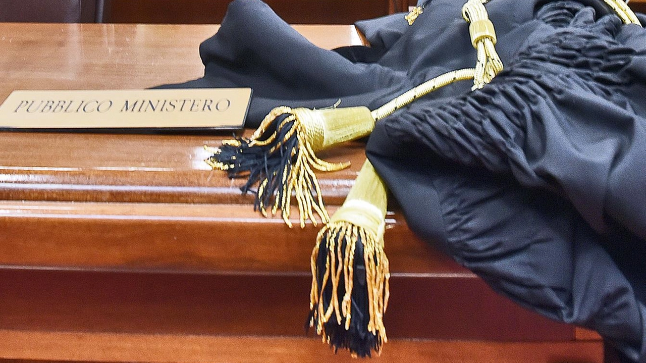La Procura della Repubblica di Perugia ha notificato ai tre indagati l’avviso di conclusione indagini. Atto che, in genere, precede la richiesta di rinvio a giudizio La Procura della Repubblica di Perugia ha notificato ai tre indagati l’avviso di conclusione indagini. Atto che, in genere, precede la richiesta di rinvio a giudizio