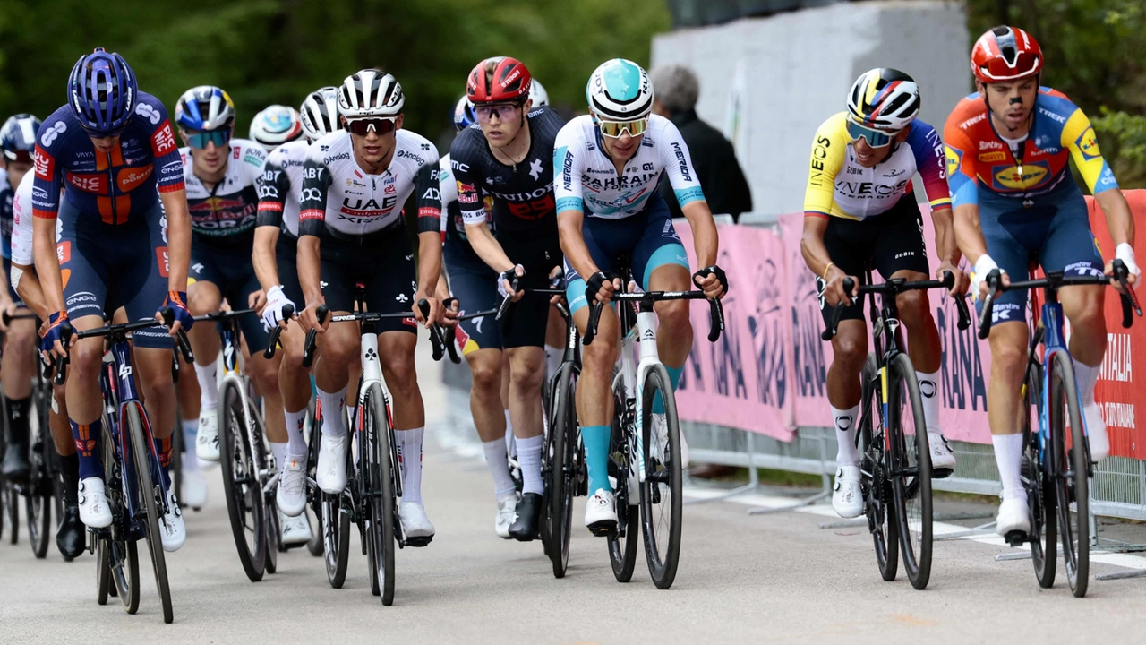 La Toscana accoglie il Giro La Toscana accoglie il Giro