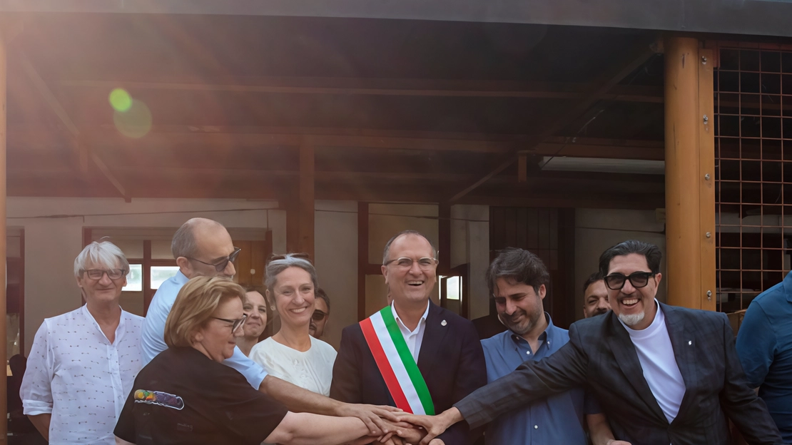 Riapertura ufficiale per il centro San Bartolo sotto la nuova gestione congiunta della cooperativa sociale La Goccia e dell’Asd Athletic... Riapertura ufficiale per il centro San Bartolo sotto la nuova gestione congiunta della cooperativa sociale La Goccia e dell’Asd Athletic...