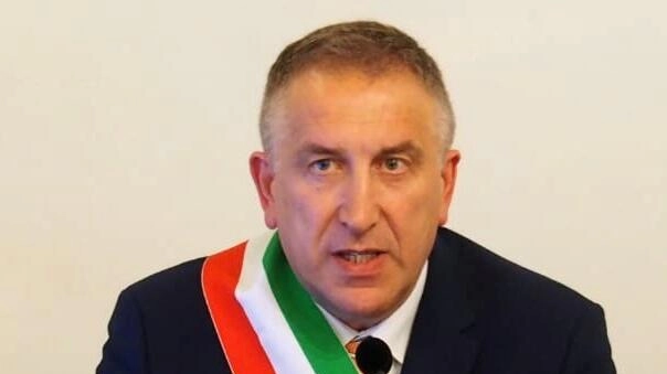 Il sindaco Andrea Sisti Il sindaco Andrea Sisti