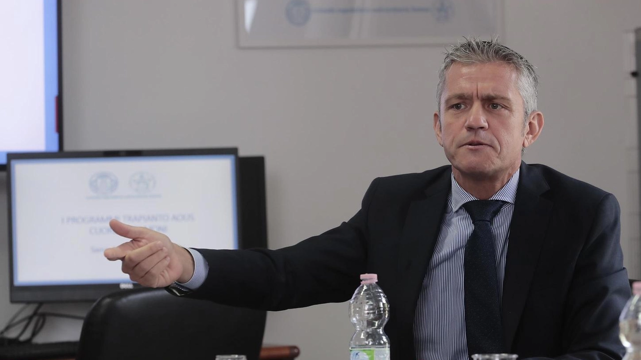 Il dg Barretta sta dando gambe all’annuncio dato ad inizio agosto dopo l’esplosione del caso. ascensori guasti. Alcuni sono stati vandalizzati Il dg Barretta sta dando gambe all’annuncio dato ad inizio agosto dopo l’esplosione del caso. ascensori guasti. Alcuni sono stati vandalizzati