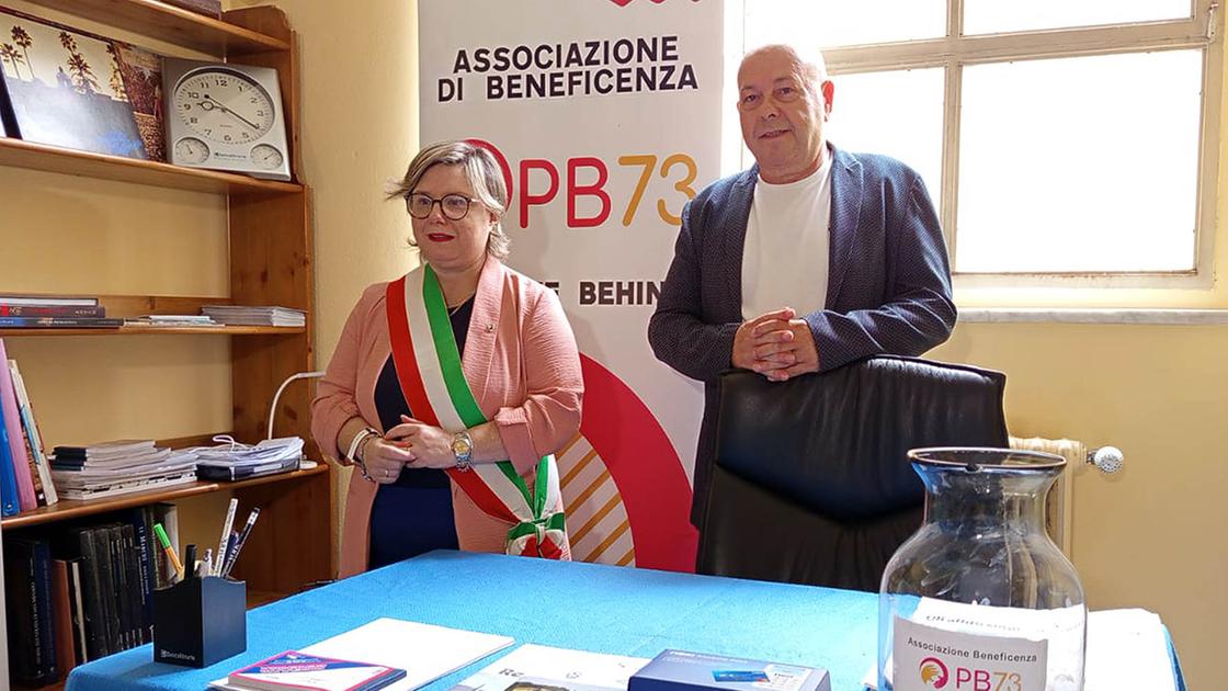solidariet224 sostenibilit224 e servizi uniti nel charity shop san lorentino