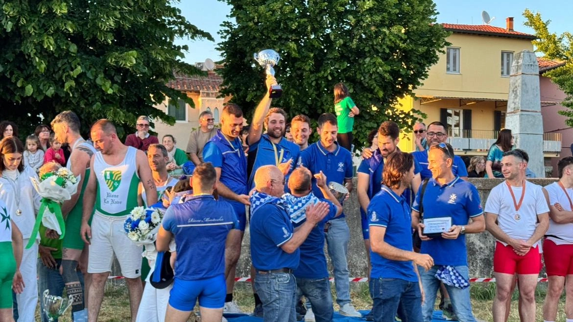 La regata storica di Calcinaia La regata storica di Calcinaia