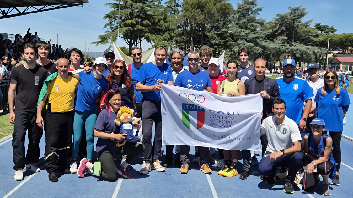 I promotori del progetto ’Giocosport’ del Coni per le scuole dell’infanzia e primaria I promotori del progetto ’Giocosport’ del Coni per le scuole dell’infanzia e primaria