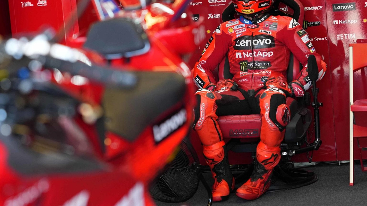 Bene l'Aprilia con Bezzecchi secondo e Martin ottavo