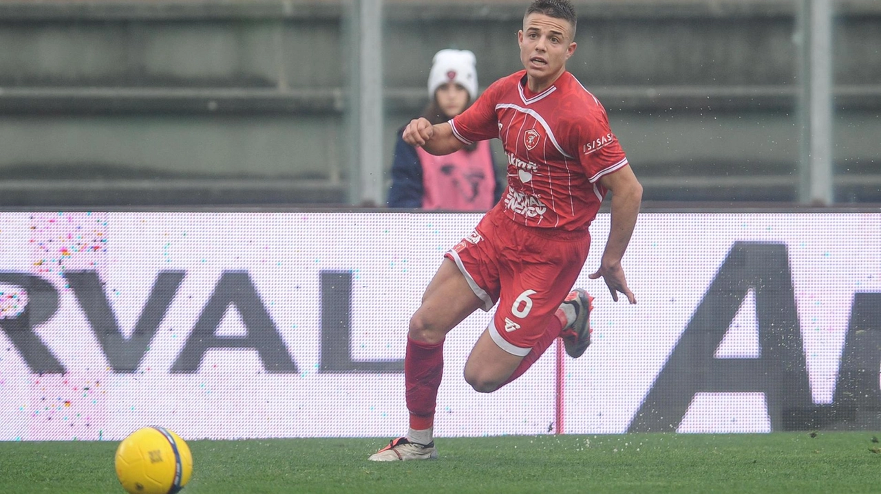 Il centrocampista del Perugia Giovanni Giunti Il centrocampista del Perugia Giovanni Giunti