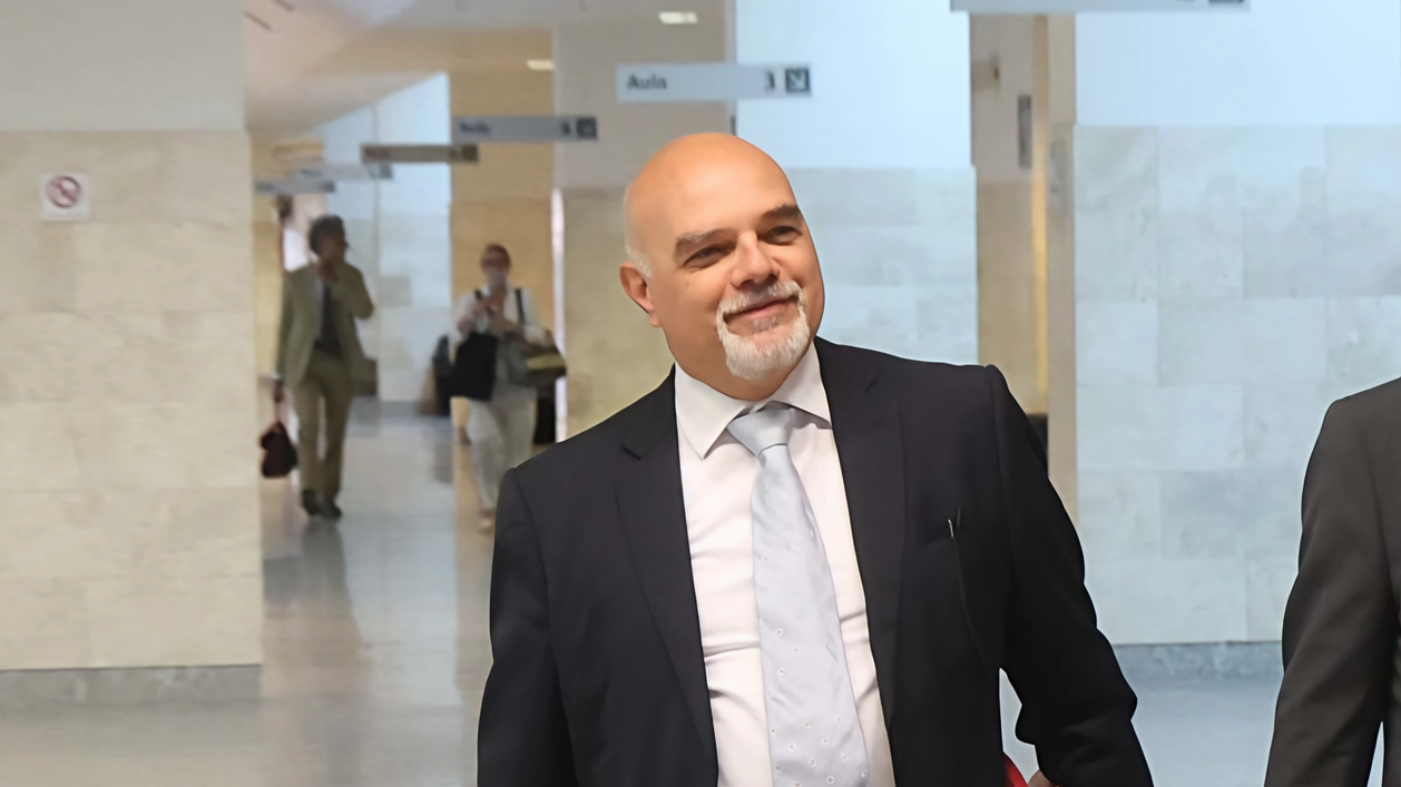 Il pm Antonio Nastasi ha sollevato la questione di legittimità costituzionale dell’articolo 1 della legge Nordio, entrata in vigore il 25 agosto, di fronte alla giudice Paola Belsito Il pm Antonio Nastasi ha sollevato la questione di legittimità costituzionale dell’articolo 1 della legge Nordio, entrata in vigore il 25 agosto, di fronte alla giudice Paola Belsito
