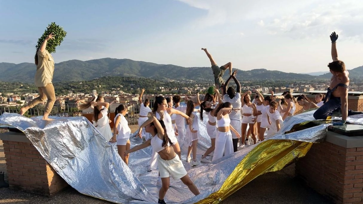 Danza contemporanea: "Canoni Inversi" a teatro