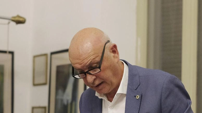Il sindaco di Vezzano, Massimo Bertoni Il sindaco di Vezzano, Massimo Bertoni