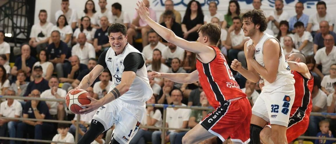 Serie B Interregionale Playoff. Angelucci mette nel mirino Borgomanero: "Il Consorzio Leonardo non vuole più fermarsi»