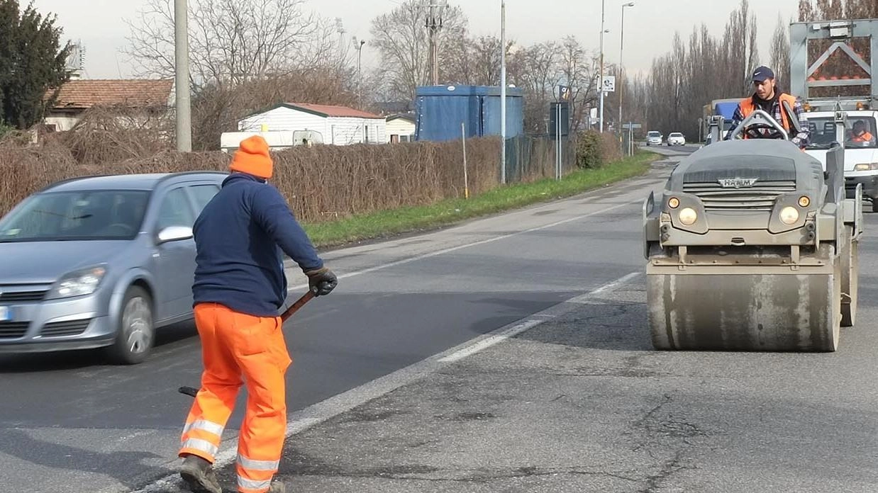 Il contributo straordinario andrà spalmato in cinque annualità. Adesso è necessaria una valutazione sugli assi viari più critici. Amidei: "Puntiamo a migliorare le condizioni di sicurezza".