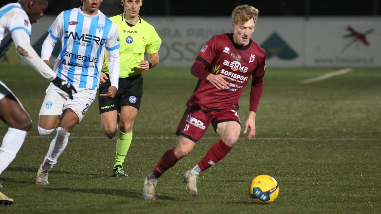Ianesi ancora in forse per la prossima stagione in granata (foto Bongianni/Germogli) Ianesi ancora in forse per la prossima stagione in granata (foto Bongianni/Germogli)