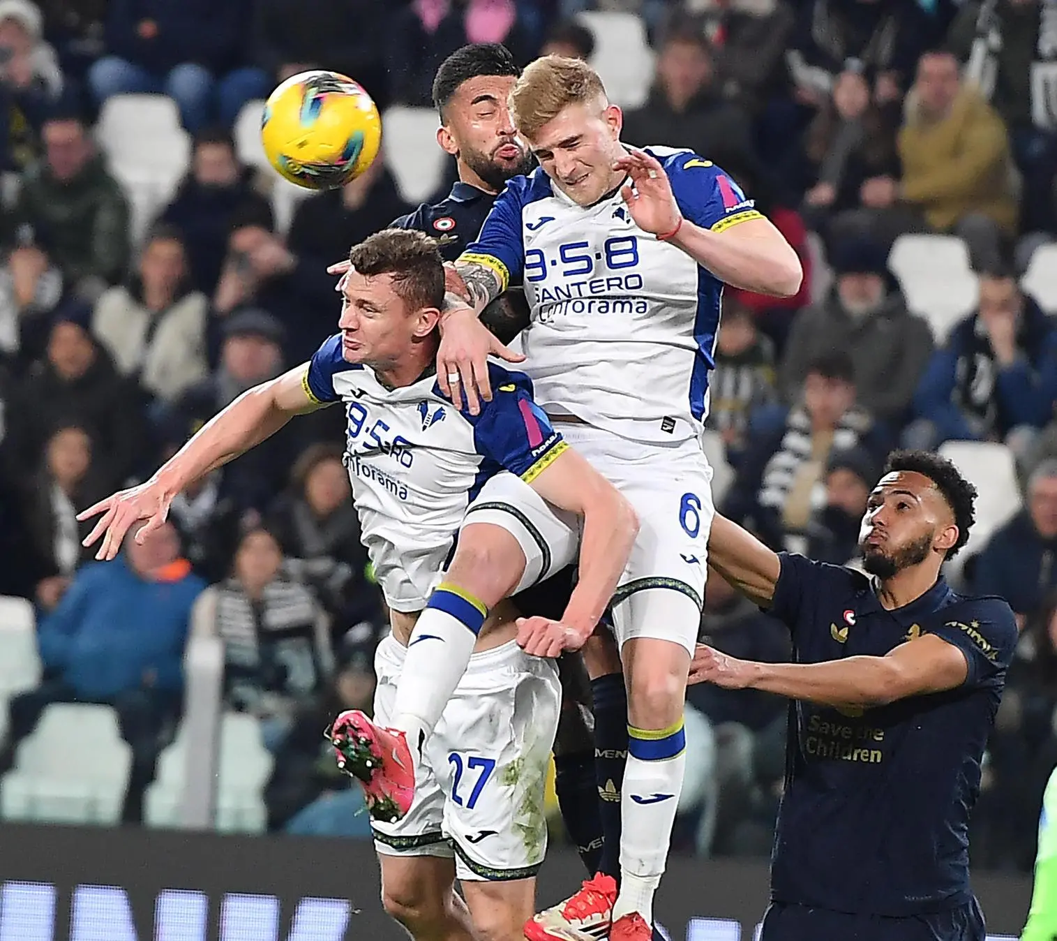 ’Titolari’ in esubero - Mai veramente dentro la squadra viola. La strana situazione di Sabiri e Valentini
