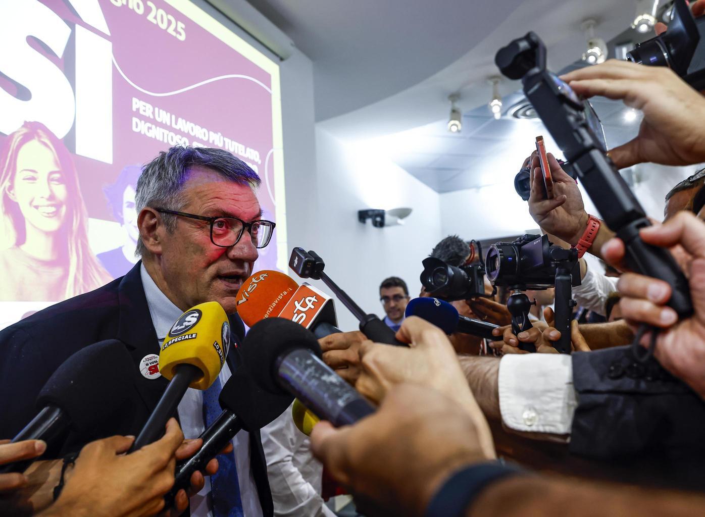 Fiom in festa, ci sono Landini e Tomasi. Dibattiti sul lavoro e musica alla Flog Fiom in festa, ci sono Landini e Tomasi. Dibattiti sul lavoro e musica alla Flog