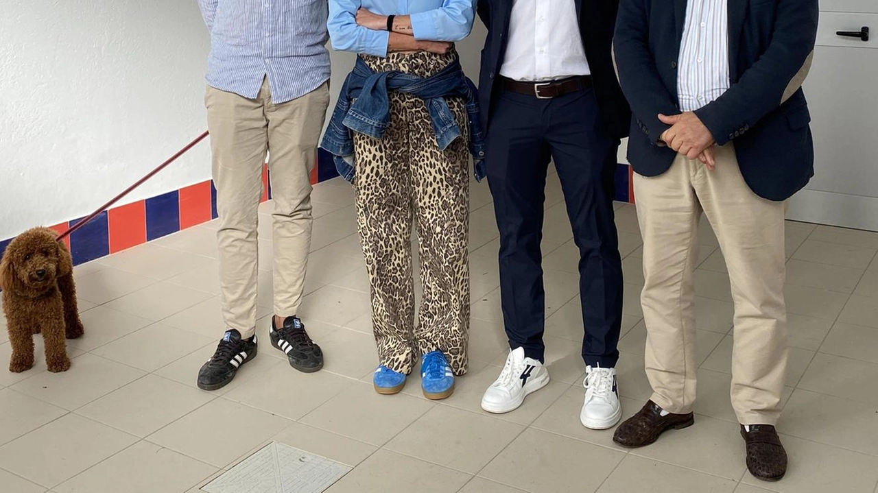 Il sindaco Vagnoli, l’assessore Nassini, il presidente del Consiglio Kumar e Beoni Il sindaco Vagnoli, l’assessore Nassini, il presidente del Consiglio Kumar e Beoni