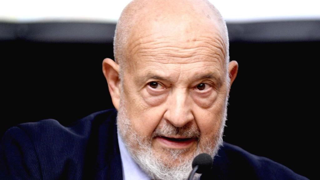 Il professore Franco Cardini oggi sarà l’ospite d’onore dell’appuntamento a Giuncarico che rientra nella rassegna ’I luoghi del tempo’ Il professore Franco Cardini oggi sarà l’ospite d’onore dell’appuntamento a Giuncarico che rientra nella rassegna ’I luoghi del tempo’
