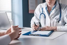Medico non mette il codice. Malata oncologica paga la visita per cui era esente