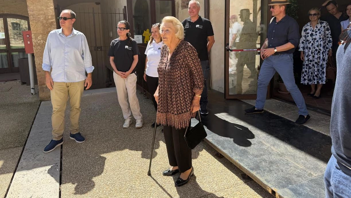 La visita della regina Beatrice d’Olanda al MaM di Monteriggioni La visita della regina Beatrice d’Olanda al MaM di Monteriggioni