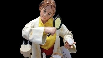 La casara, nuova statuetta del presepe, rappresenta artigianalità e made in Italy La casara, nuova statuetta del presepe, rappresenta artigianalità e made in Italy