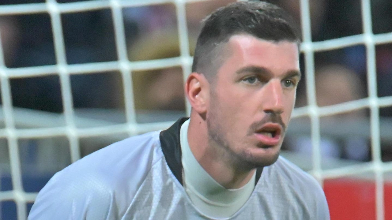 In queste ultime ore sta impazzando il calciomercato in casa Pisa. Il tutto ha inizio nella serata di lunedì, quando... In queste ultime ore sta impazzando il calciomercato in casa Pisa. Il tutto ha inizio nella serata di lunedì, quando...