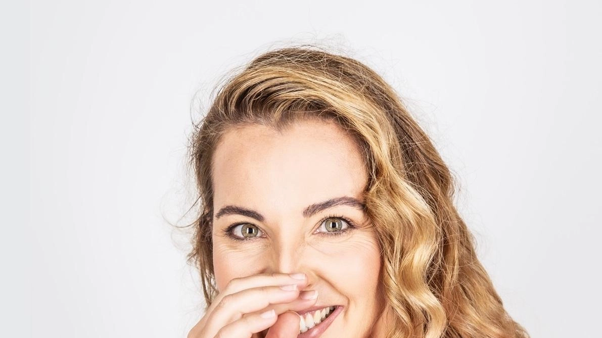 Il format di stand-up comedy "Comìc Club" in Umbria continua con Chiara Becchimanzi e il suo spettacolo "Terapia Intensiva - Beata Ignoranza". L'artista esplora il tema dell'ignoranza e della complessità umana, sfidando le etichette e celebrando la diversità. Il format di stand-up comedy "Comìc Club" in Umbria continua con Chiara Becchimanzi e il suo spettacolo "Terapia Intensiva - Beata Ignoranza". L'artista esplora il tema dell'ignoranza e della complessità umana, sfidando le etichette e celebrando la diversità.