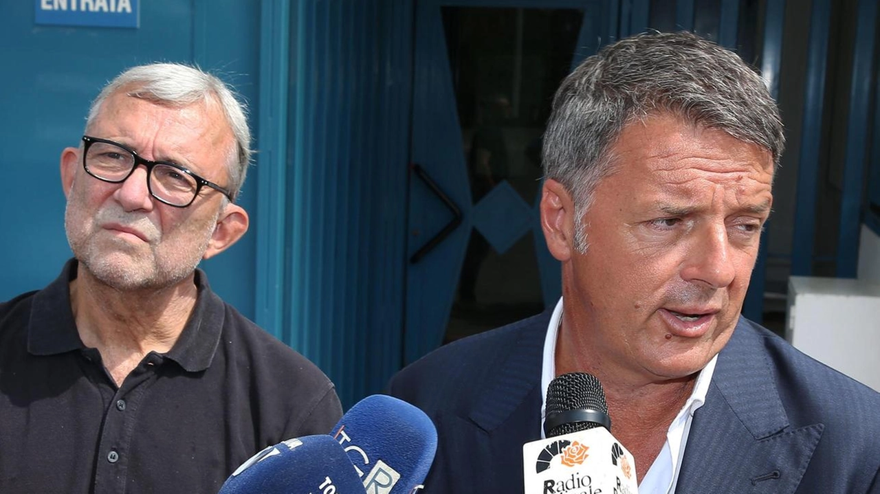 Renzi e Giachetti hanno fatto una visita a Sollicciano il 15 agosto Renzi e Giachetti hanno fatto una visita a Sollicciano il 15 agosto