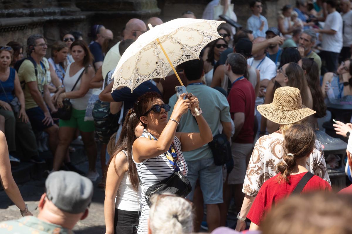 Nella morsa del caldo, ma l’afa ha le ore contate. Ecco come cambia il tempo in Toscana