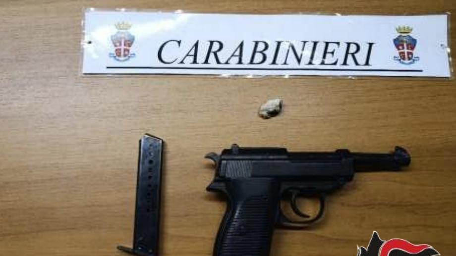 Tentano una rapina con pistola scacciacani: denunciati tre minorenni a Calci Tentano una rapina con pistola scacciacani: denunciati tre minorenni a Calci