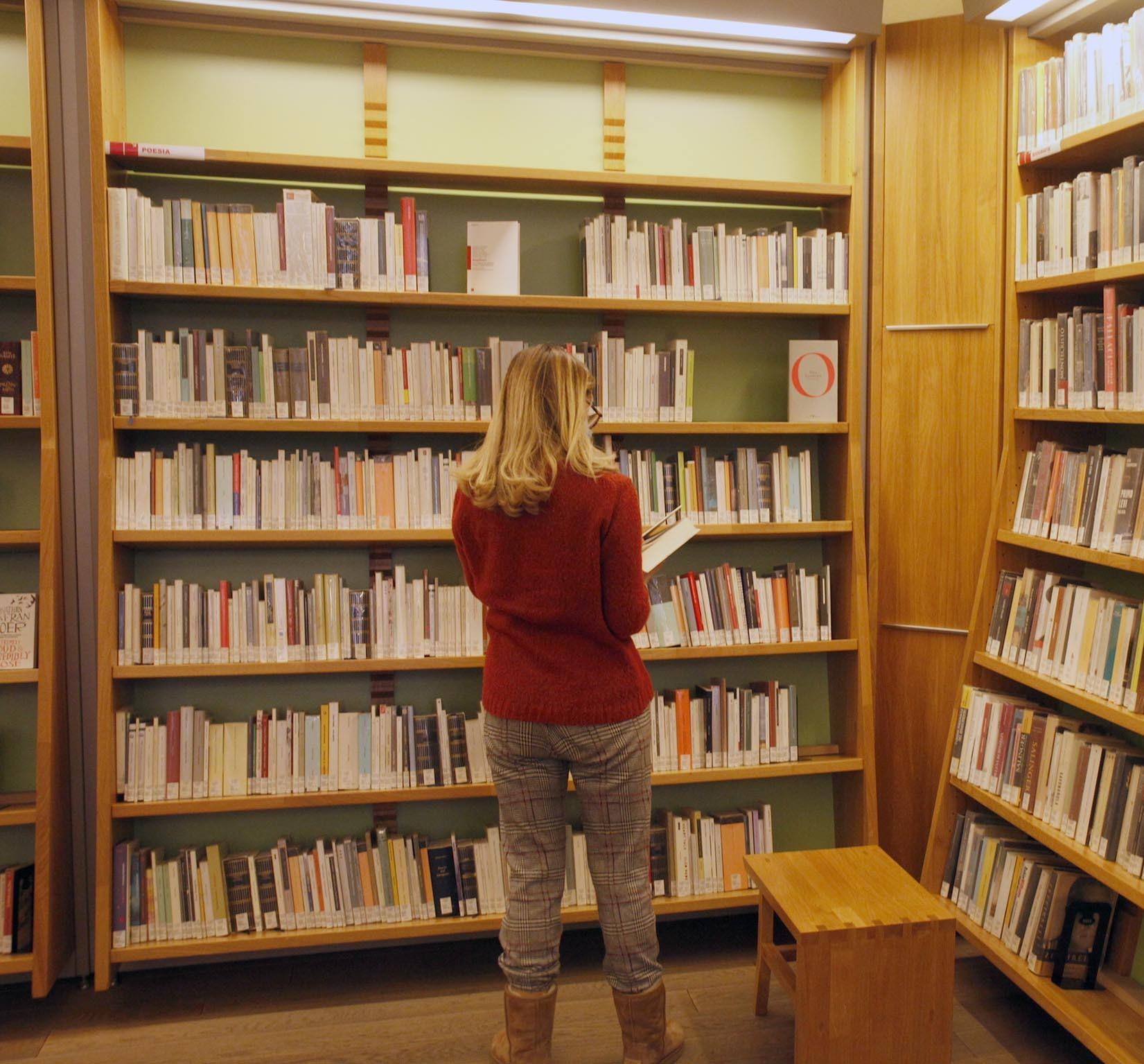 Nuova biblioteca comunale. Rinasce il luogo delle relazioni Nuova biblioteca comunale. Rinasce il luogo delle relazioni