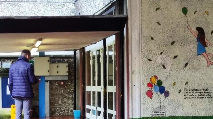 Nascerà un nuovo polo scolastico a sud dell’abitato di Montale Nella foto, l’attuale scuola media di Montale