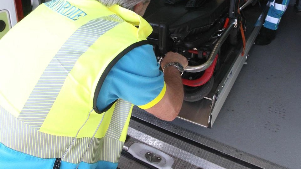 Il Fiat Ducato è di una società sportiva di Castello: ragazzine messe in salvo Il Fiat Ducato è di una società sportiva di Castello: ragazzine messe in salvo