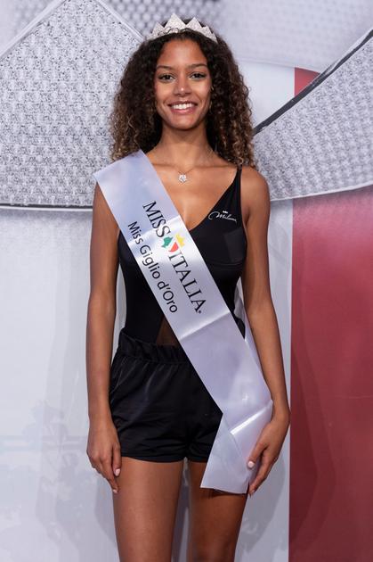 Laura Russo di Lucca eletta Miss Giglio D