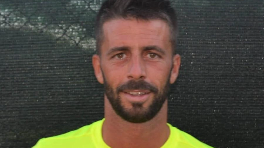 Il Mulazzo valuta l'acquisto di Baudi, mentre Pontremoli firma con Ragonesi per rafforzare la squadra. Il Mulazzo valuta l'acquisto di Baudi, mentre Pontremoli firma con Ragonesi per rafforzare la squadra.
