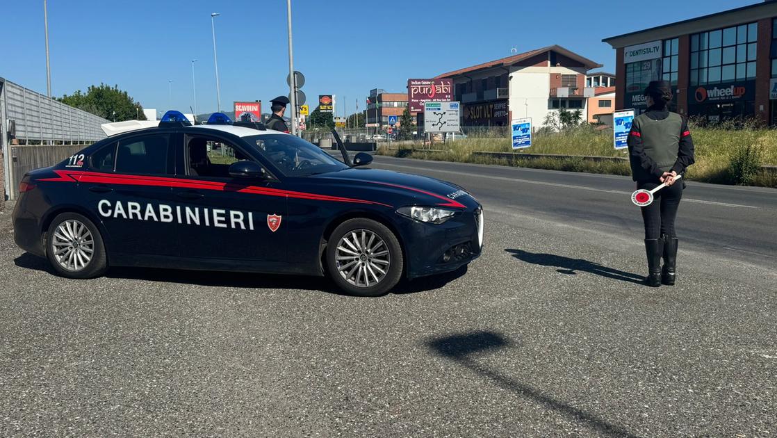 Arrestato con la droga, il ragazzo aveva preso parte all’agguato al clochard