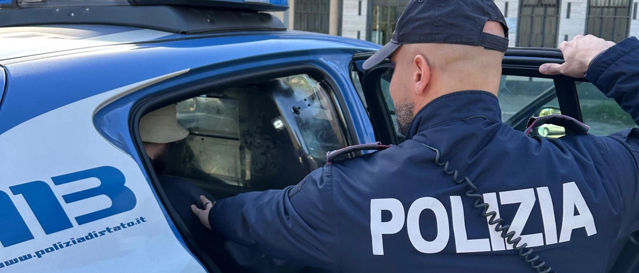 Coltellate in strada, choc tra la gente: “C’era sangue ovunque, un trauma”