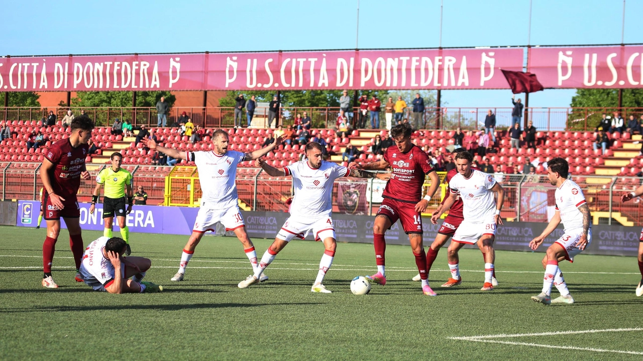 Pontedera cerca la vittoria storica a Perugia per chiudere in bellezza